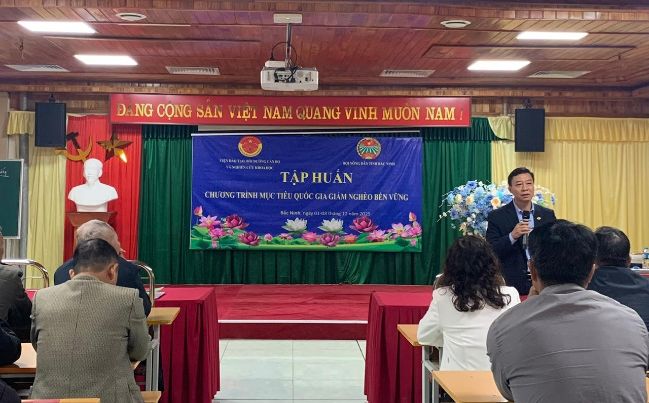 Khai giảng lớp tập huấn Chương trình Mục tiêu quốc gia Giảm nghèo bền vững