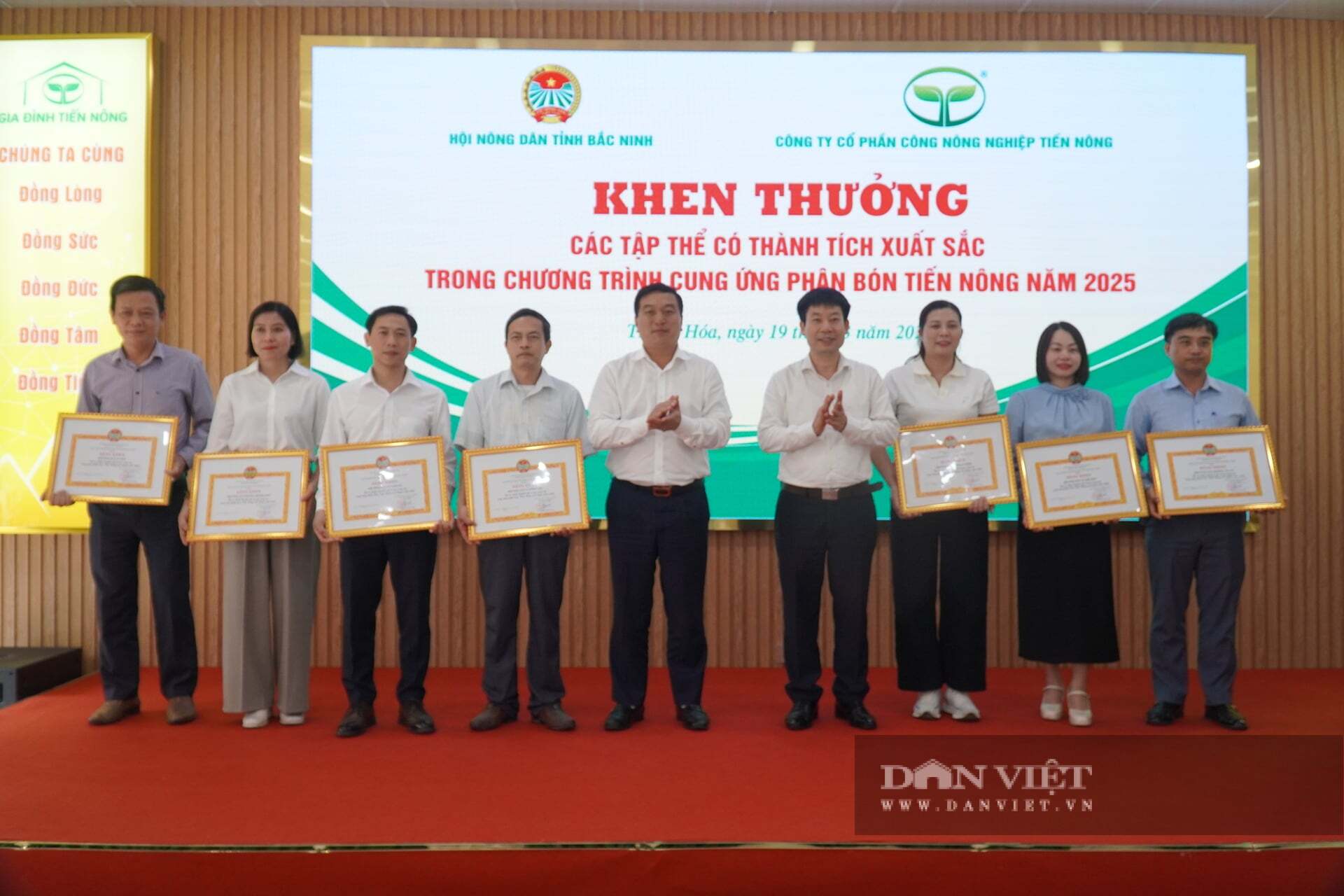 Bắc Ninh tổng kết cung ứng phân bón trả chậm, đạt trên 7.700 tấn năm 2025